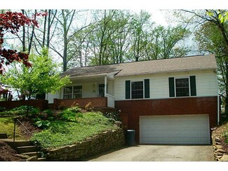 18 Bel Aire Dr, Delmont, PA 15626