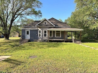 201 E 6th St, Delphos, KS 67436