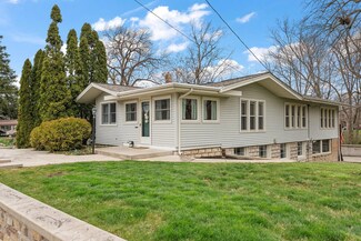 429 S Park Ave, Rensselaer, IN 47978