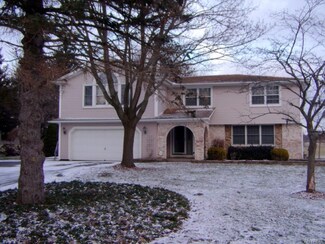 1005 Lyndale Ln, Elma, NY 14059
