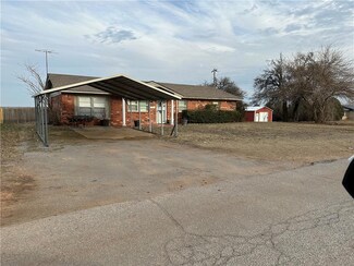 518 Clifford Ave, Eakly, OK 73033