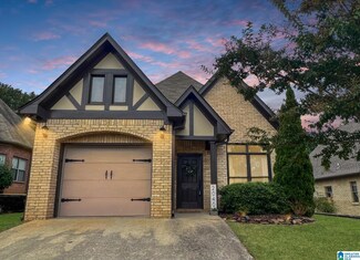 2040 Tudor Ln, Moody, AL 35004