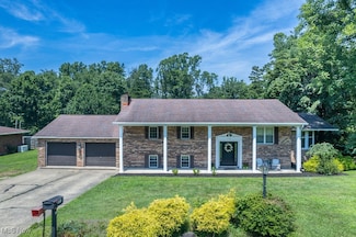 146 Parkwood Dr, Parkersburg, WV 26104