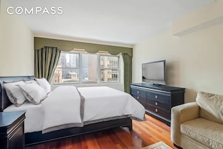 153 E 57th St Unit 17F, New York, NY 10022