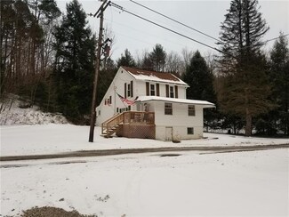 324 Buck Run Rd, Clymer, PA 15728