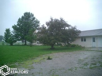 27207 482nd St, Chariton, IA 50049