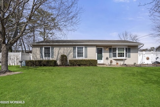 1033 Birmingham Ave, Toms River, NJ 08757
