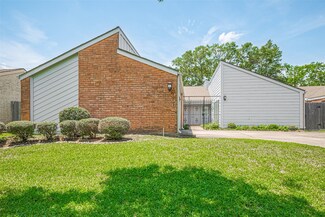2006 Woodland Springs St, Houston, TX 77077