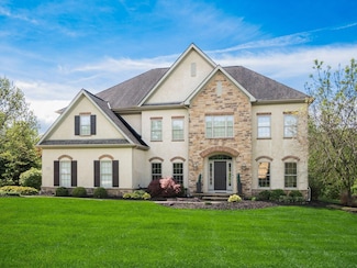 9378 Pine Creek Dr, Powell, OH 43065