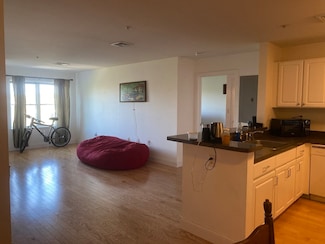 30 Franklin Ct Unit 411, Malden, MA 02148