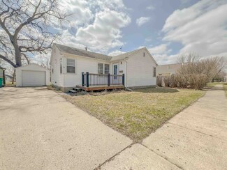 1107 11th St, Milford, IA 51351