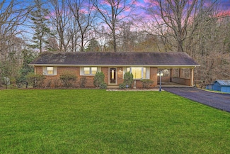 30 Norris St, Rocky Mount, VA 24151