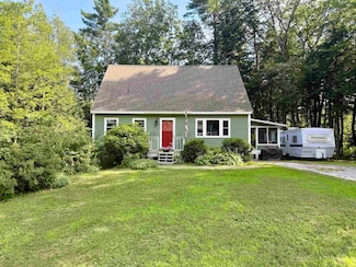 76 Myrtle St, Hillsborough, NH 03244
