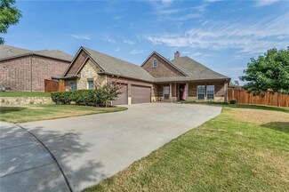 8148 Laurel Oak Dr, Fort Worth, TX 76131