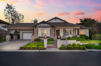 585 Inverlochy Dr, Fallbrook, CA 92028
