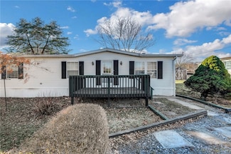 1320 Hidden Valley Dr, Bulger, PA 15019