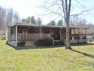 111 Royal Dr, Pembroke, VA 24136