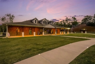 18302 Noyce Rd, Crosby, TX 77532
