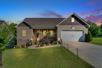 9443 Harris St, Soddy-Daisy, TN 37379