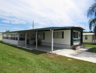 5238 Betty St, Zephyrhills, FL 33542