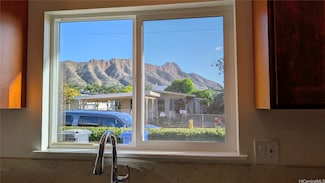 3032 Hinano St, Honolulu, HI 96815