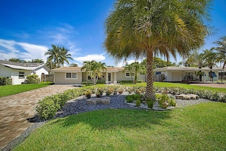 2445 SE 7th St, Pompano Beach, FL 33062