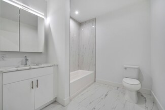 3309 Liberty Ave Unit 404, North Bergen, NJ 07047