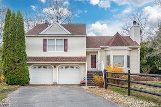 3 Lakeside Place, Sparta, NJ 07871