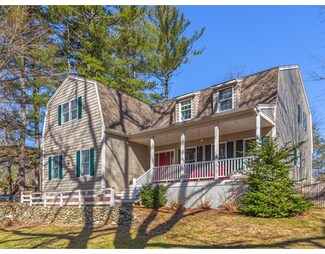 49 Grover St, Beverly, MA 01915