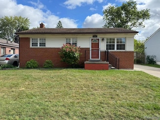 4761 Glenis St, Dearborn Heights, MI 48125