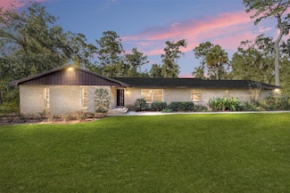 3751 SE 52nd St, Ocala, FL 34480