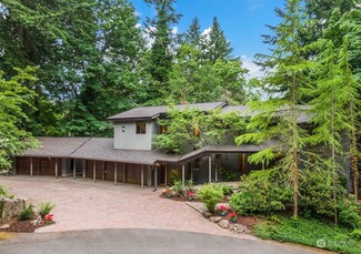 799 NW Culbertson Dr, Seattle, WA 98177