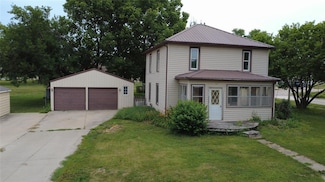 302 W Monroe St, Pleasantville, IA 50225