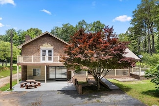 404 Simpson St, Westminster, SC 29693