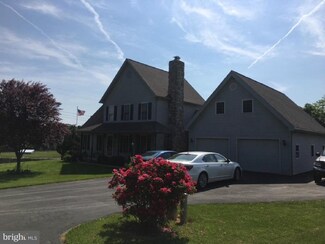 10088 Cardinal Dr, Orrstown, PA 17244