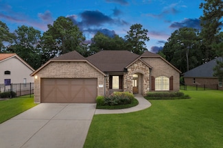 73 La Jolla Cir, Montgomery, TX 77356