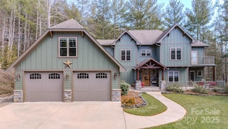 1703 Southpointe Dr, Morganton, NC 28655