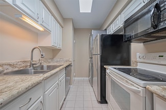 2110 Wilcrest Dr Unit 236, Houston, TX 77042