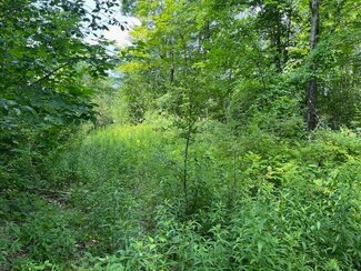 1431 Chapel Rd, Bennington, VT 05201