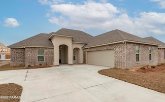 221 Finnegan Way, Youngsville, LA 70592