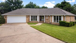 3100 Bogey Ct, Claremore, OK 74019