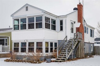 11 Tuttle Ave, Hampton, NH 03842