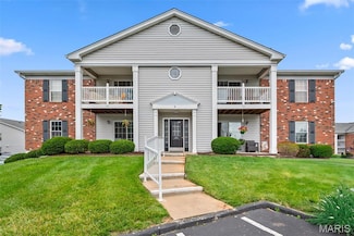 2 Berview Cir Unit H, Saint Louis, MO 63129