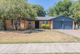 6500 Avalon Dr, Watauga, TX 76148