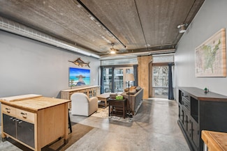 710 N 4th St Unit W310, Minneapolis, MN 55401