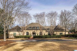 2642 Abingdon Rd, Mountain Brook, AL 35243