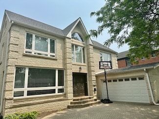 2908 W Gregory St, Chicago, IL 60625