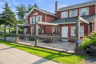 1369 Pittsford Mendon Rd, Mendon, NY 14506