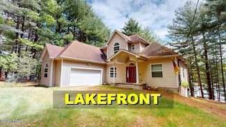109 Lake Dr, Dingmans Ferry, PA 18328