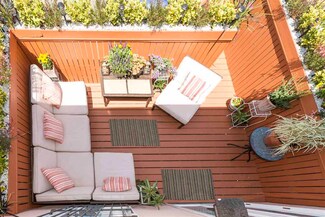 222 Grand St Unit 4E, Jersey City, NJ 07302